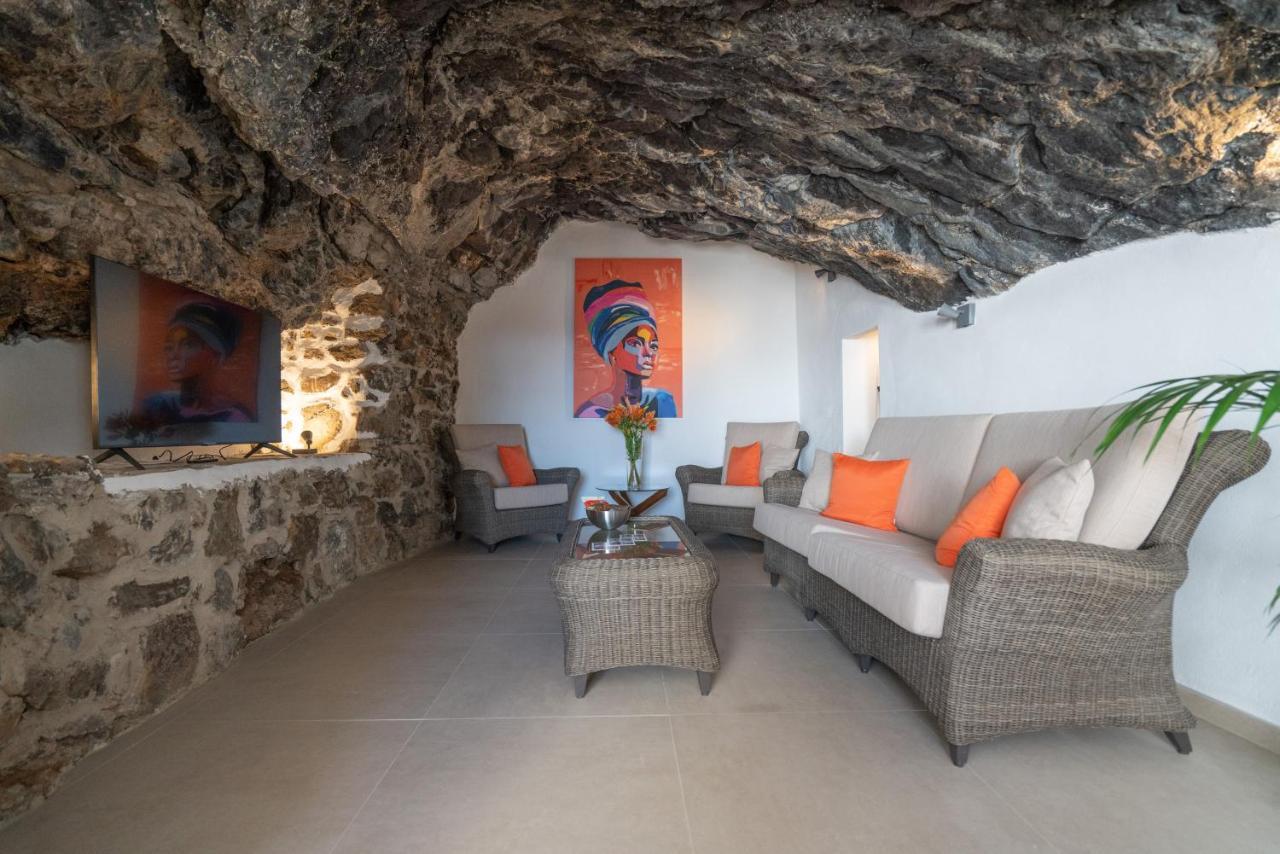 Spectacular Cave With Two Large Terraces Villa ซานตาครูซ เด เตเนริเฟ ภายนอก รูปภาพ