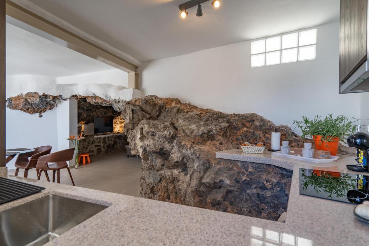 Spectacular Cave With Two Large Terraces Villa ซานตาครูซ เด เตเนริเฟ ภายนอก รูปภาพ
